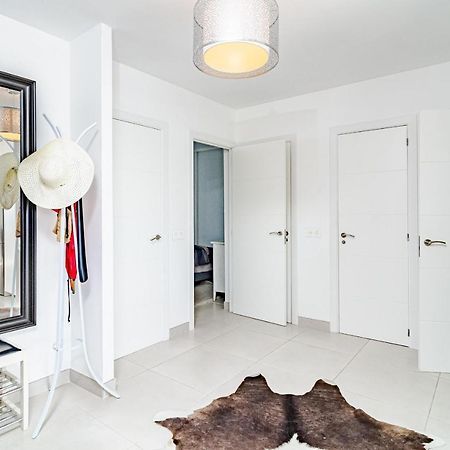 Cp - Modern Beachside Apartment In Estepona Ngoại thất bức ảnh