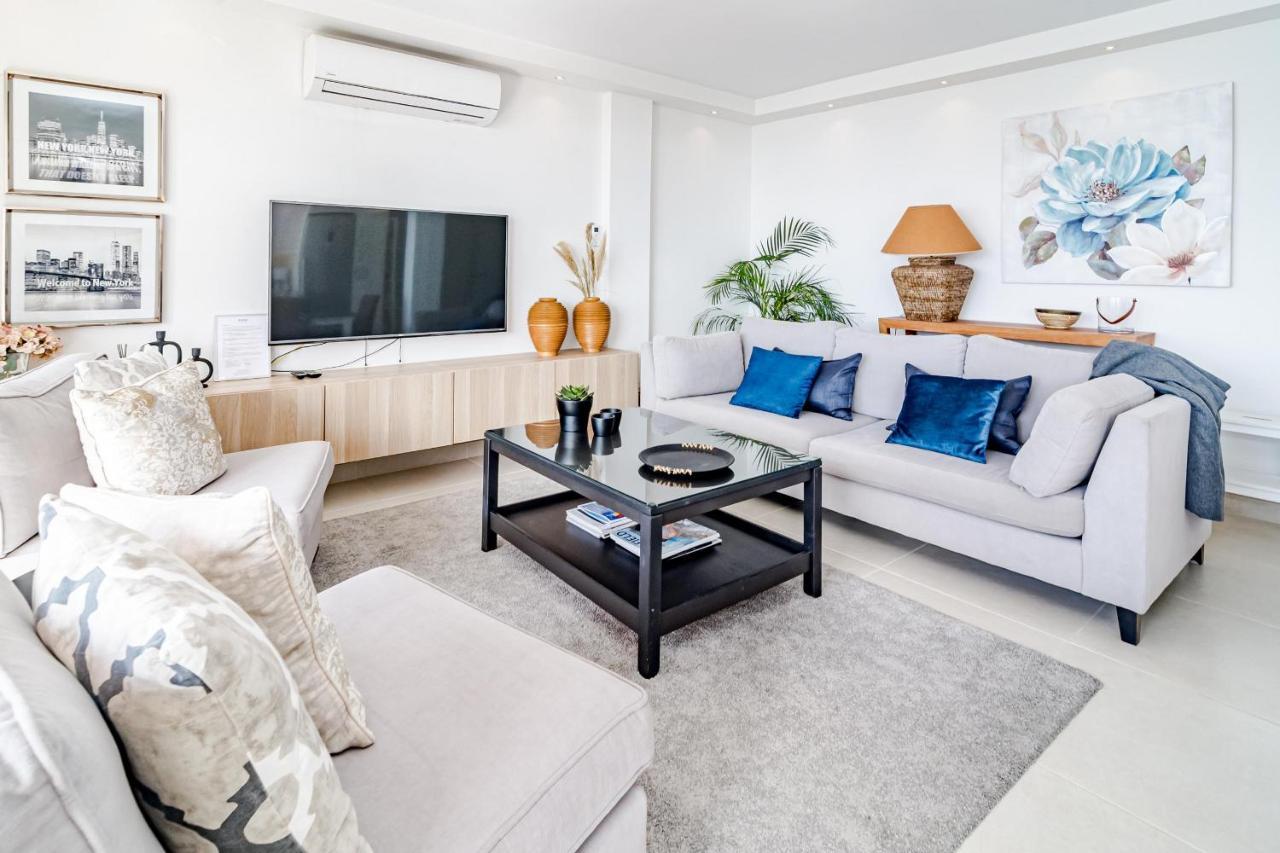 Cp - Modern Beachside Apartment In Estepona Ngoại thất bức ảnh