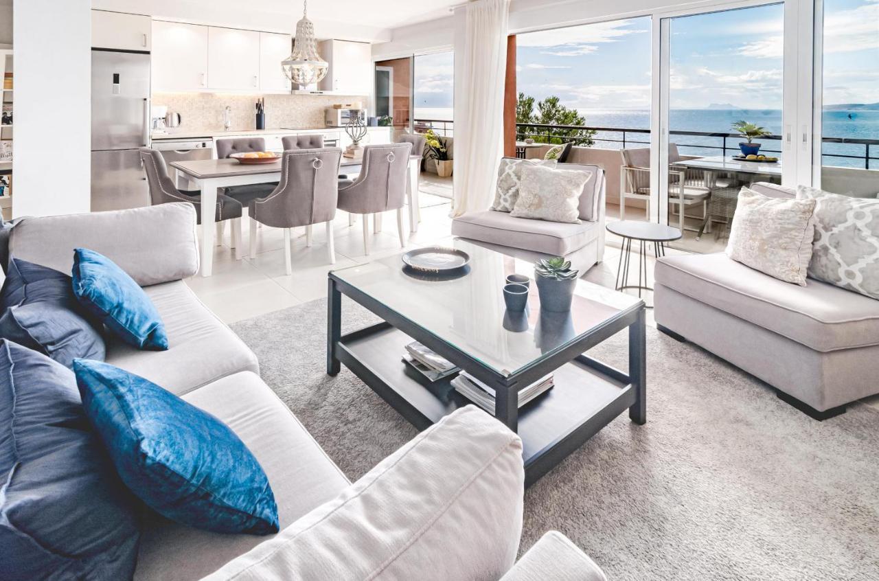 Cp - Modern Beachside Apartment In Estepona Ngoại thất bức ảnh