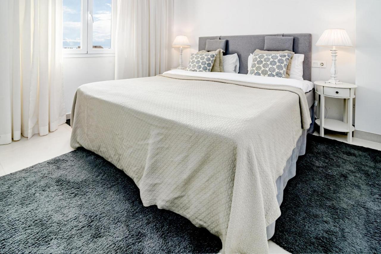 Cp - Modern Beachside Apartment In Estepona Ngoại thất bức ảnh